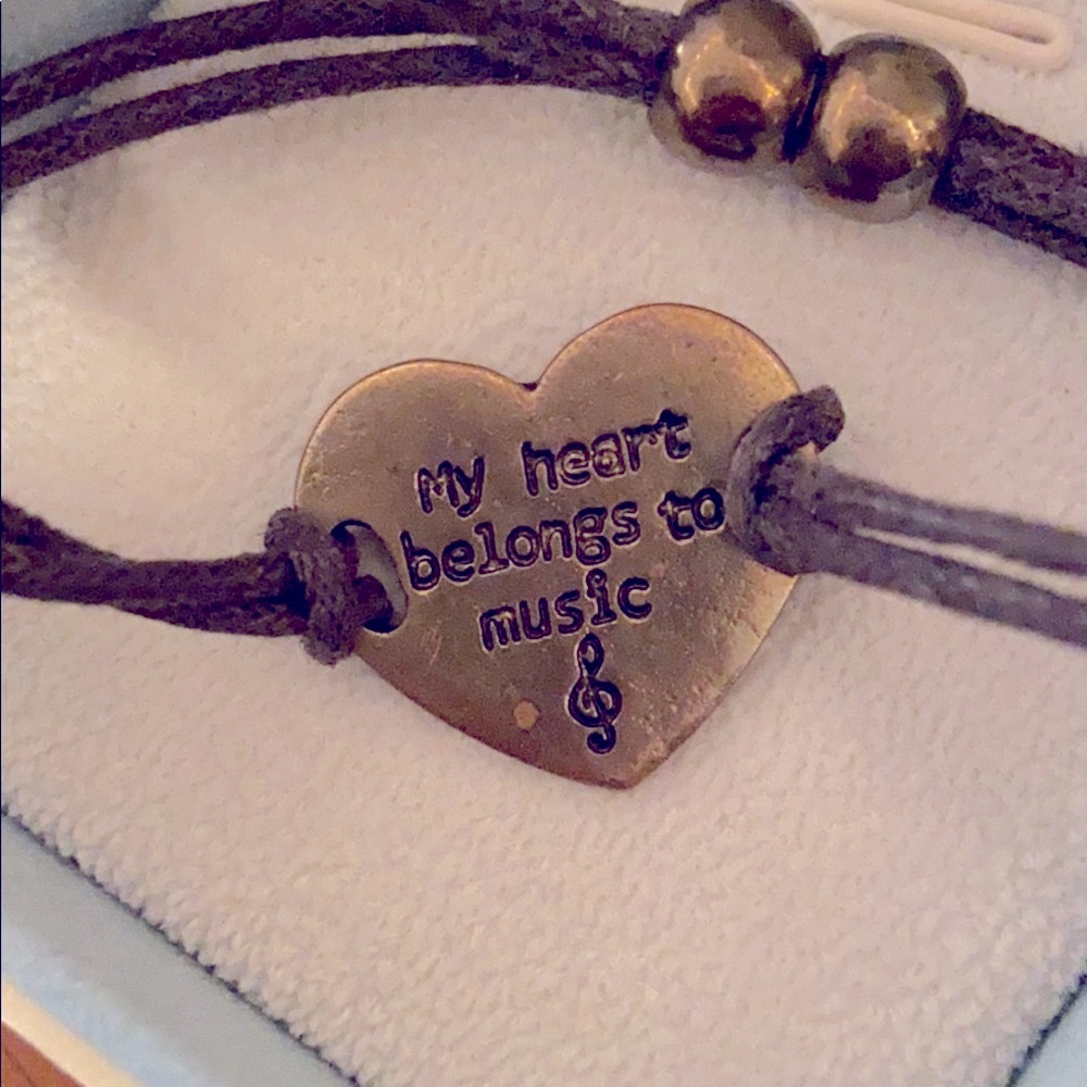 Music Bracelet - Picture 2 of 4